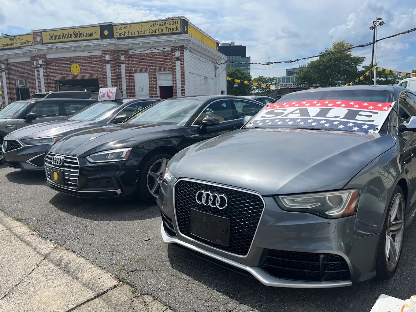 John's Auto Sales dealership exterior
